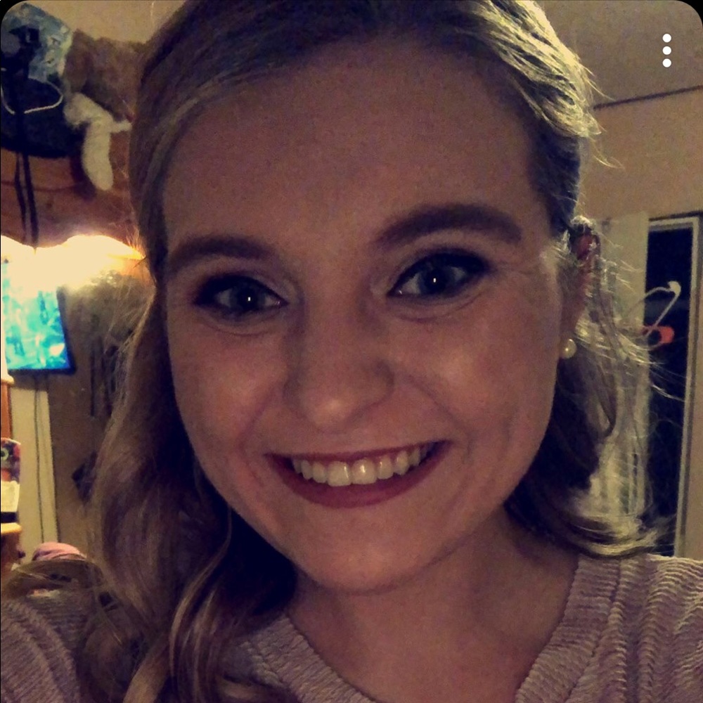 Meet your Posher, Madison